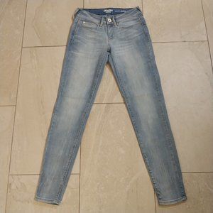 Denizen by Levi's Light Wash Low Rise Jeggings